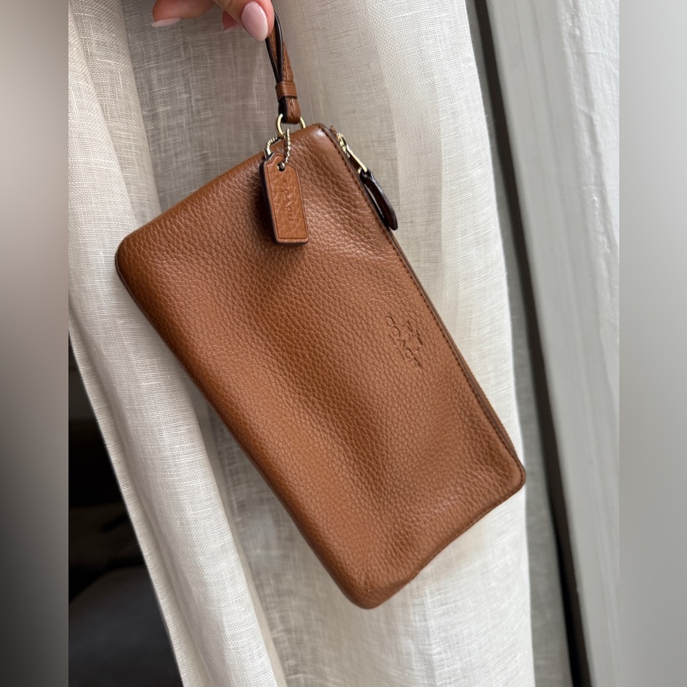 Coach Tan Leather Vintage Wristlet